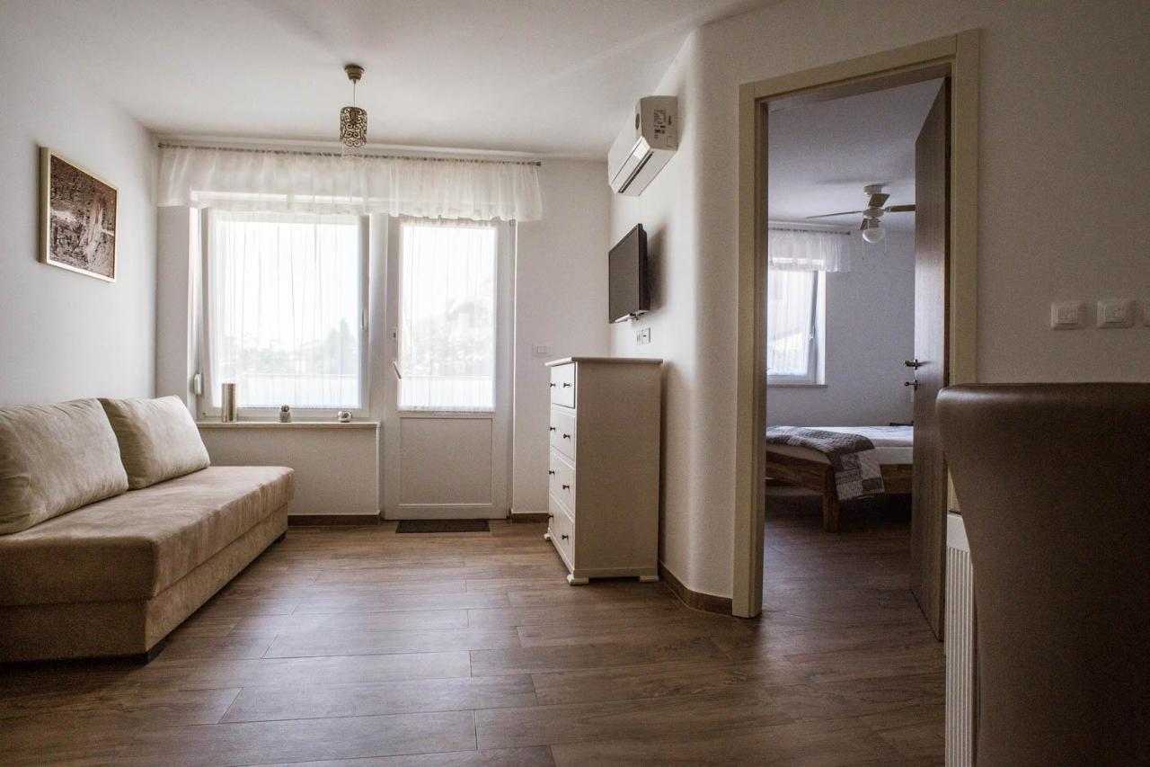 פאז'אנה Marco Apartments מראה חיצוני תמונה