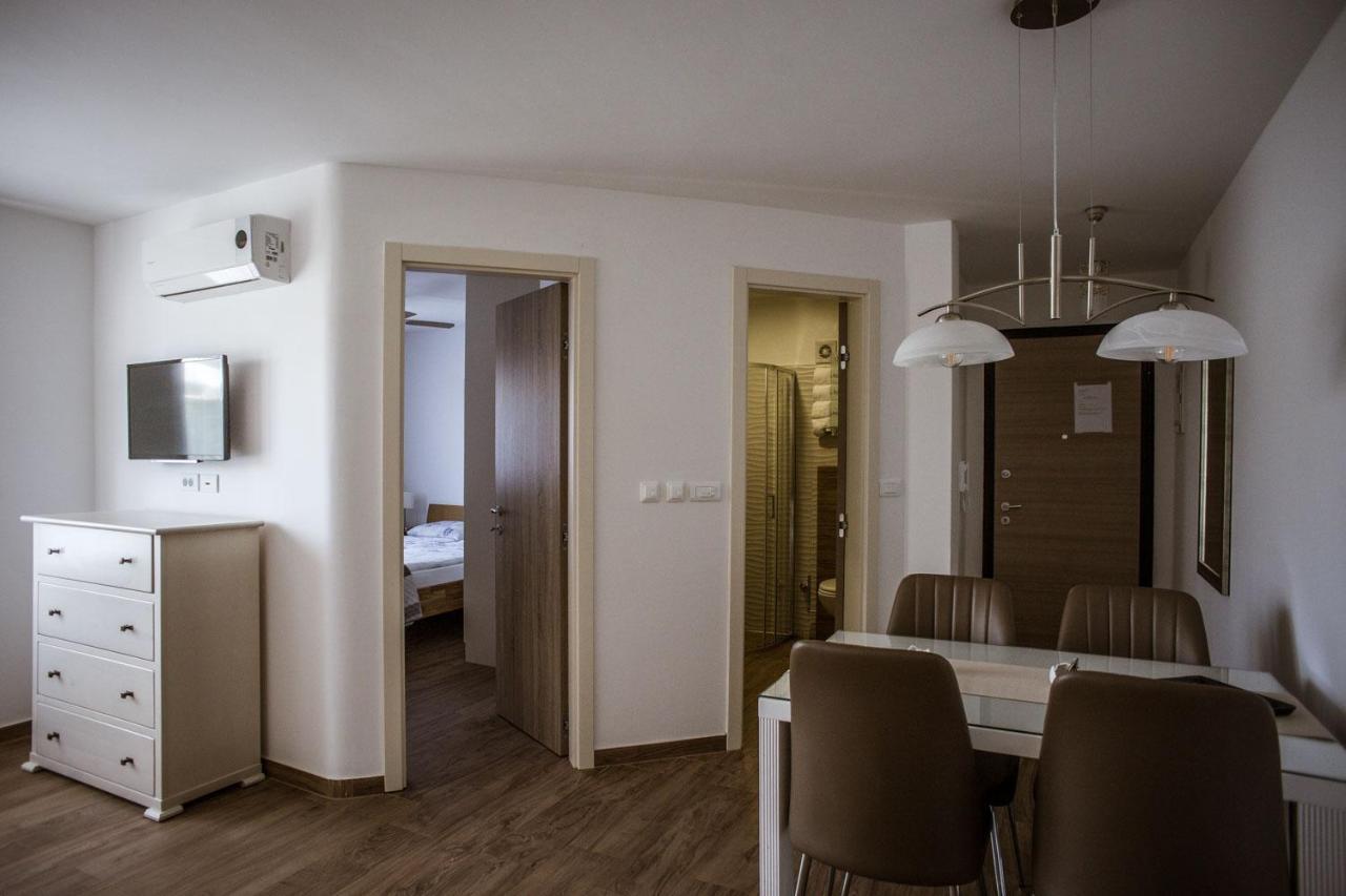 פאז'אנה Marco Apartments מראה חיצוני תמונה